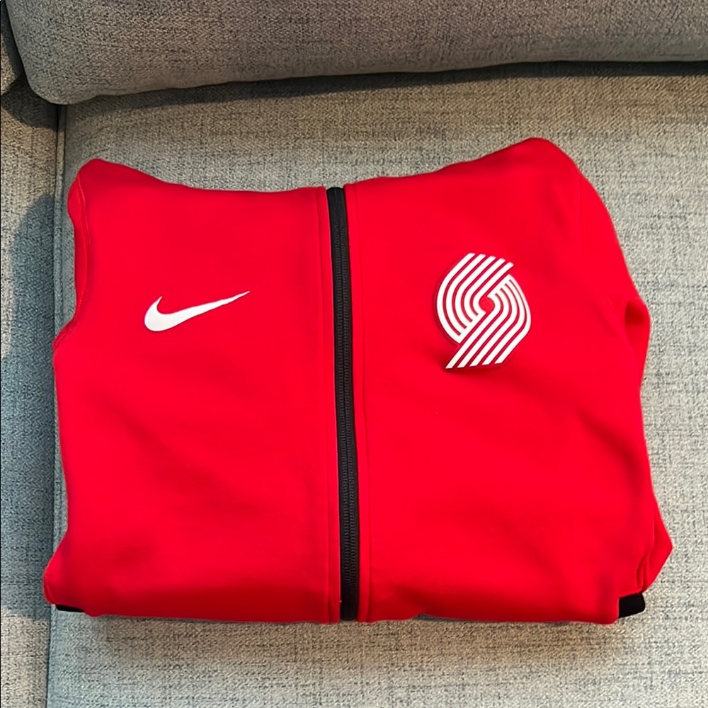 Nike Red Trail Blazers Basketball Zip-Up Jacket